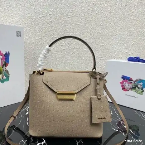 Fashionrepsfam ru Bags Prada 206B570022 0623
